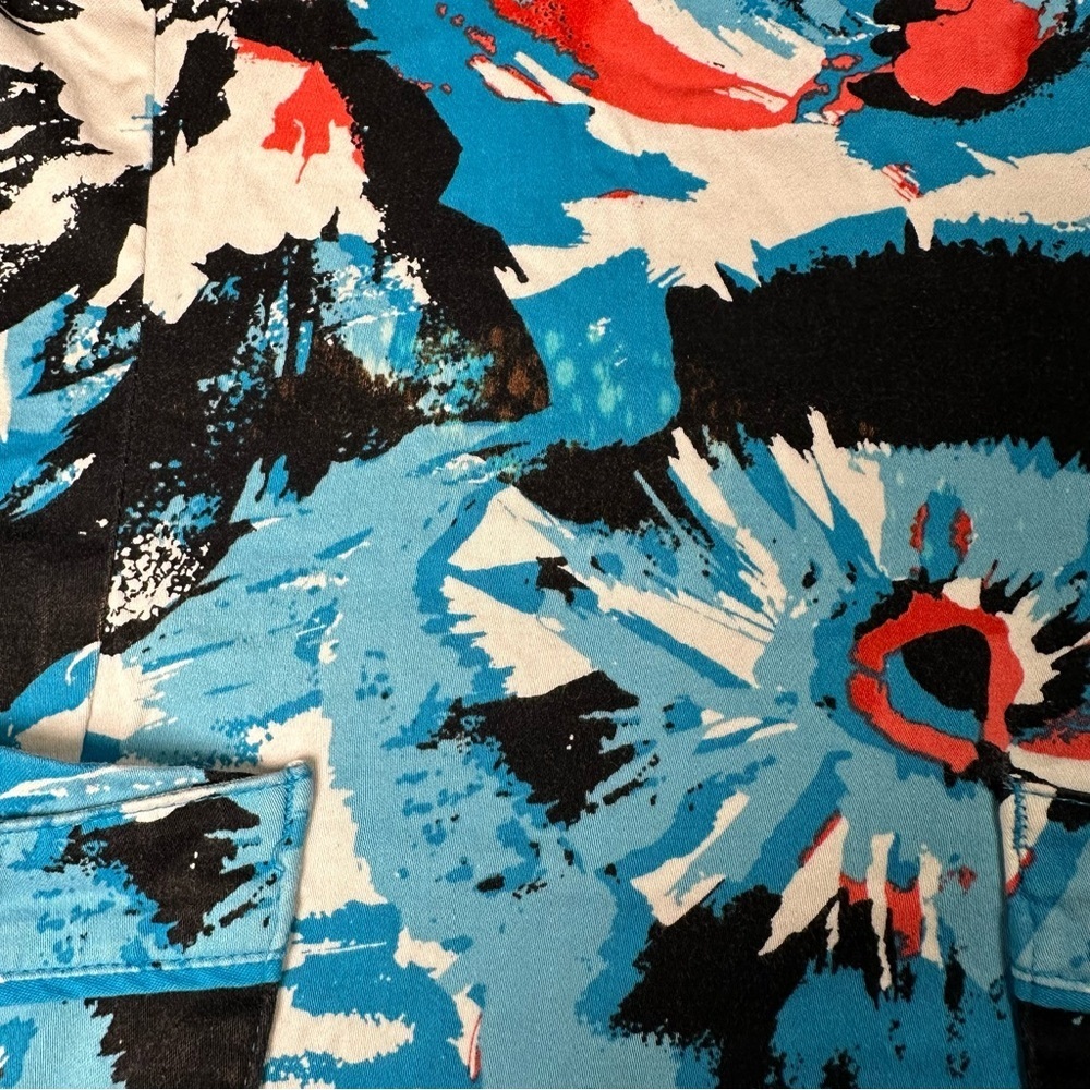 Landau Women's M Floral Scrub Top‎ - Blue and Red - Picture 4 of 8